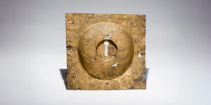 Artefacts - Lock Plate